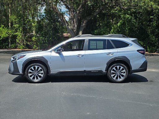 Used 2024 Subaru Outback Limited AWD/4WD image 3