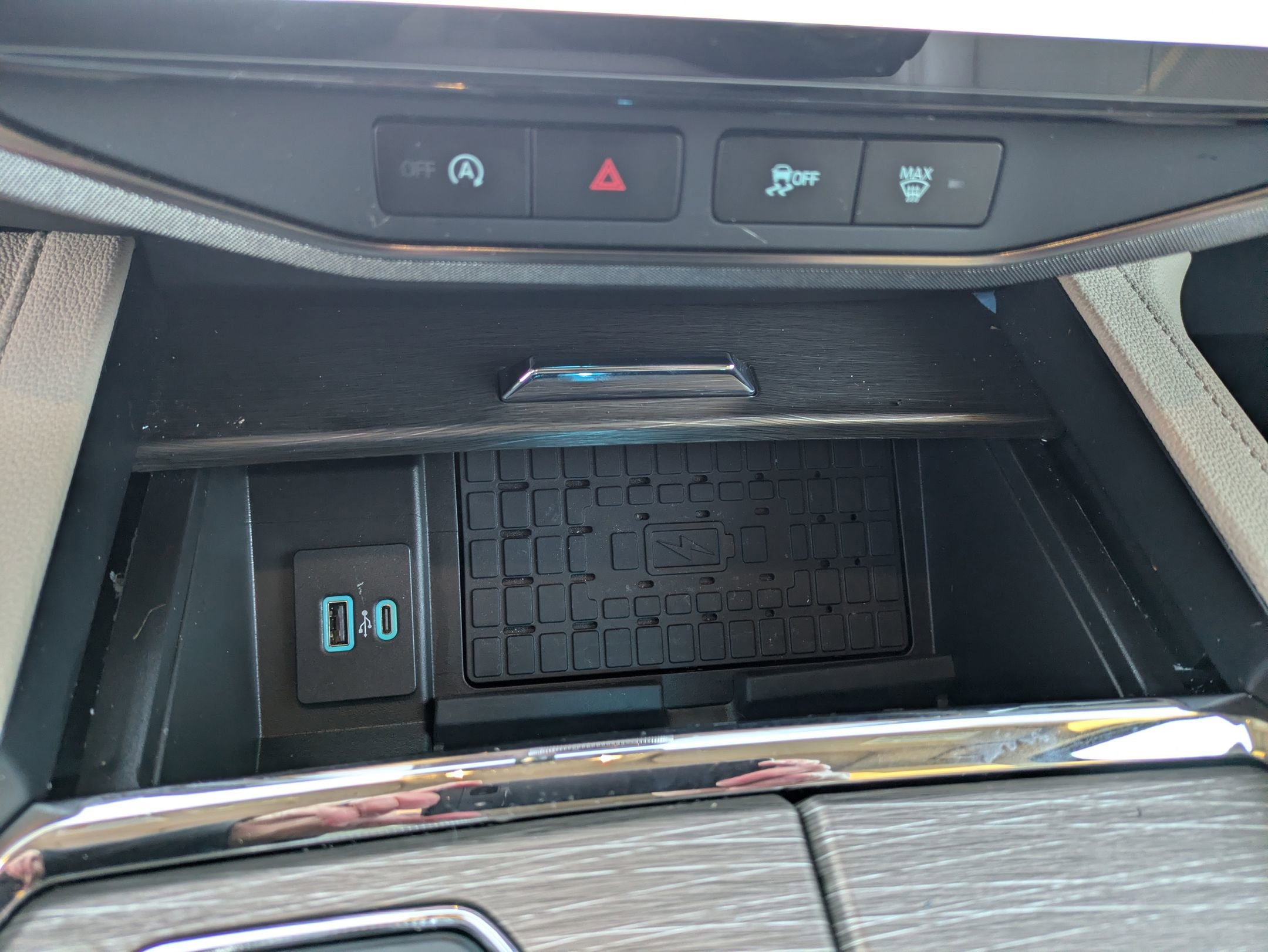 Certified 2024 Ford Expedition Limited image 21