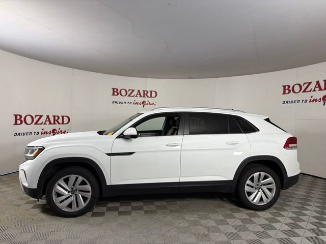Used 2021 Volkswagen Atlas Cross Sport SE FWD image 5