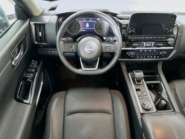 Used 2023 Nissan Pathfinder SL w/ SL Premium Package AWD/4WD image 10