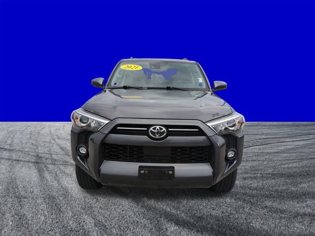Used 2021 Toyota 4Runner SR5 AWD/4WD image 9