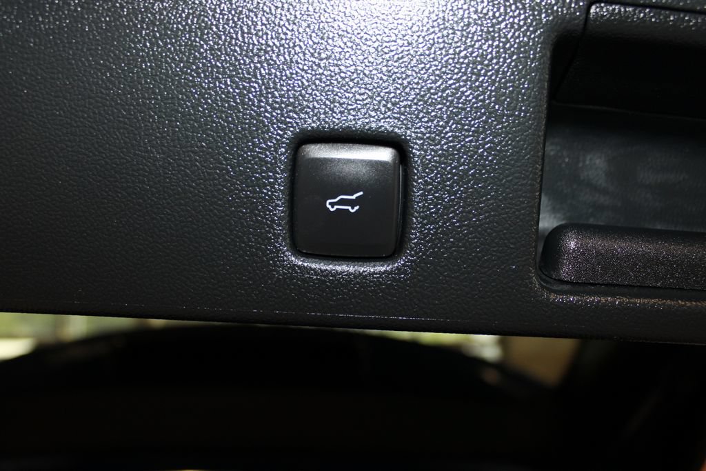 Certified 2023 Ford Escape Active AWD/4WD image 47