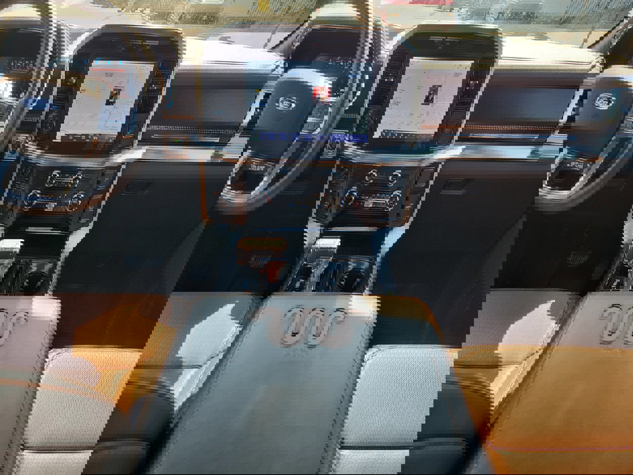 Certified 2023 Ford F150 King Ranch w/ Equipment Group 601A High image 17