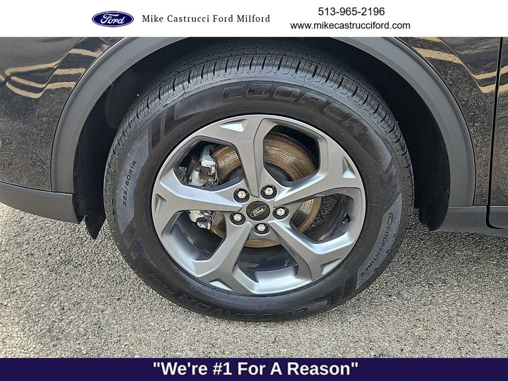Certified 2025 Ford Escape ST-Line AWD/4WD image 9