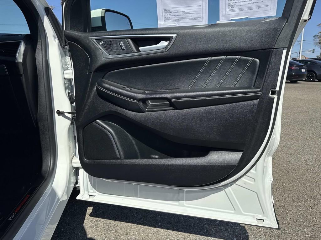 Certified 2024 Ford Edge ST w/ Equipment Group 401A image 29