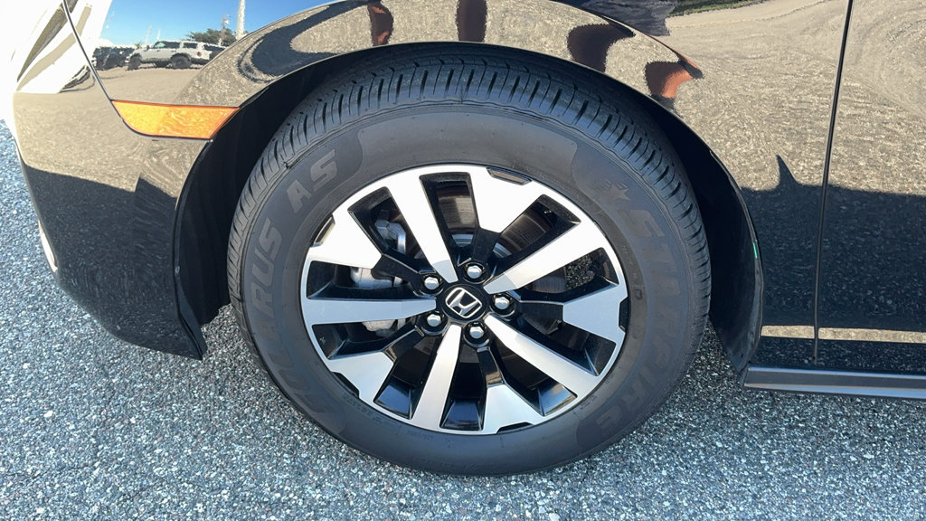 Used 2025 Honda Odyssey EX-L image 9