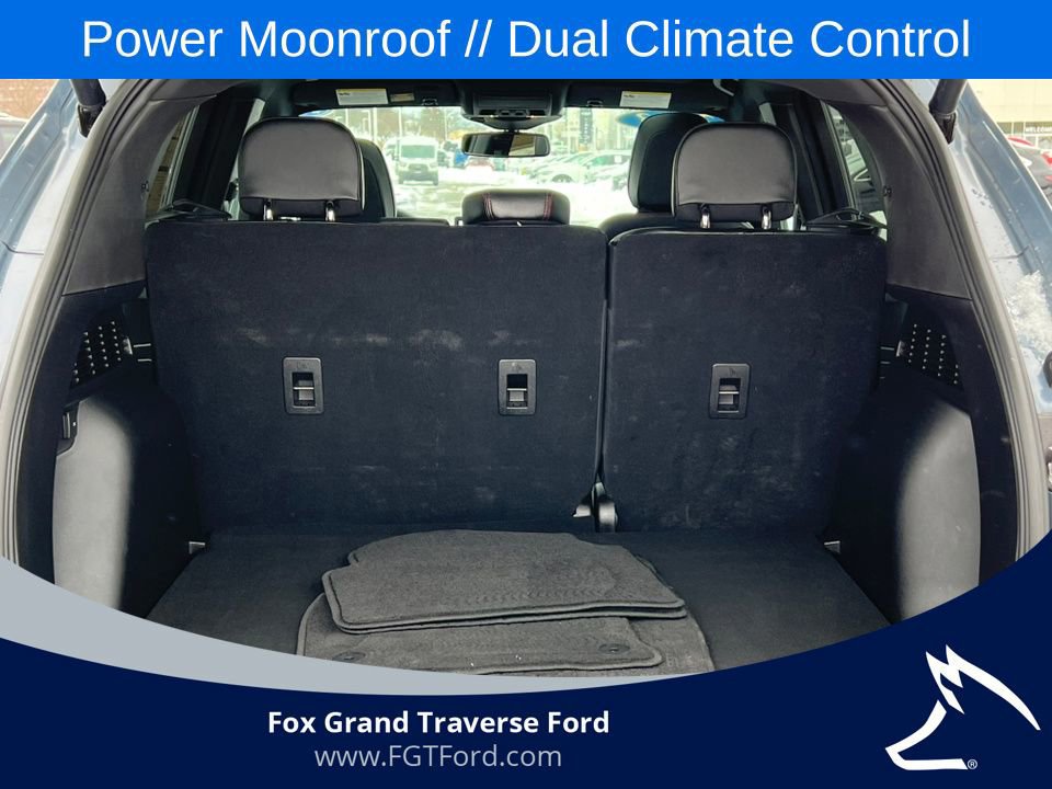 Certified 2023 Ford Escape ST-Line Elite w/ Premium Technology Package image 36