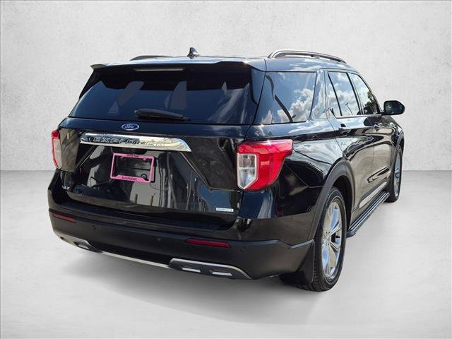 Certified 2020 Ford Explorer XLT w/ Equipment Group 202A RWD image 5