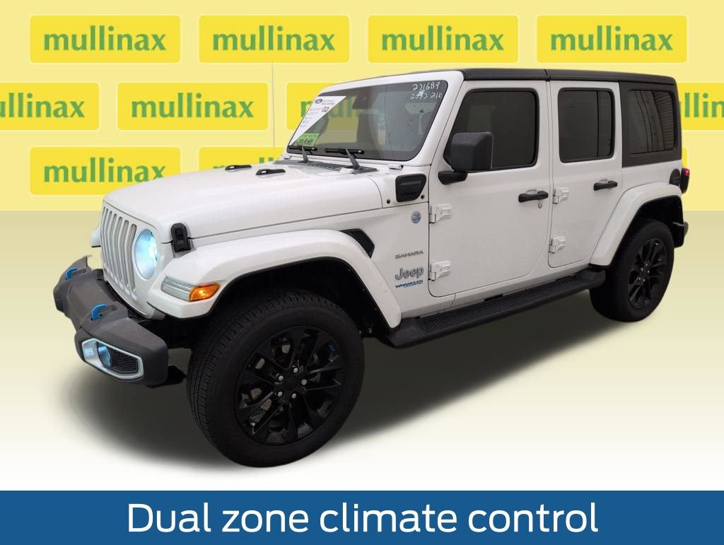 Used 2022 Jeep Wrangler Unlimited Sahara w/ Safety Group image 12