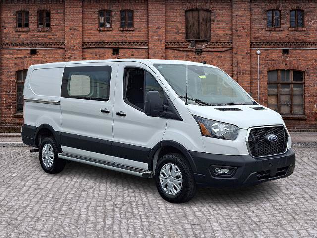 Certified 2025 Ford Transit 250 Low Roof w/ Exterior Upgrade Package RWD image 3