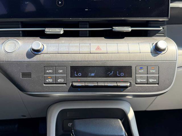 Used 2025 Hyundai Kona SEL image 16