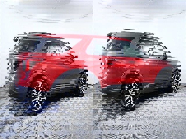 Certified 2023 Ford Explorer ST-Line w/ Class IV Trailer Tow Package image 4