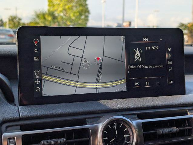Used 2022 Lexus IS 350 F Sport RWD image 17