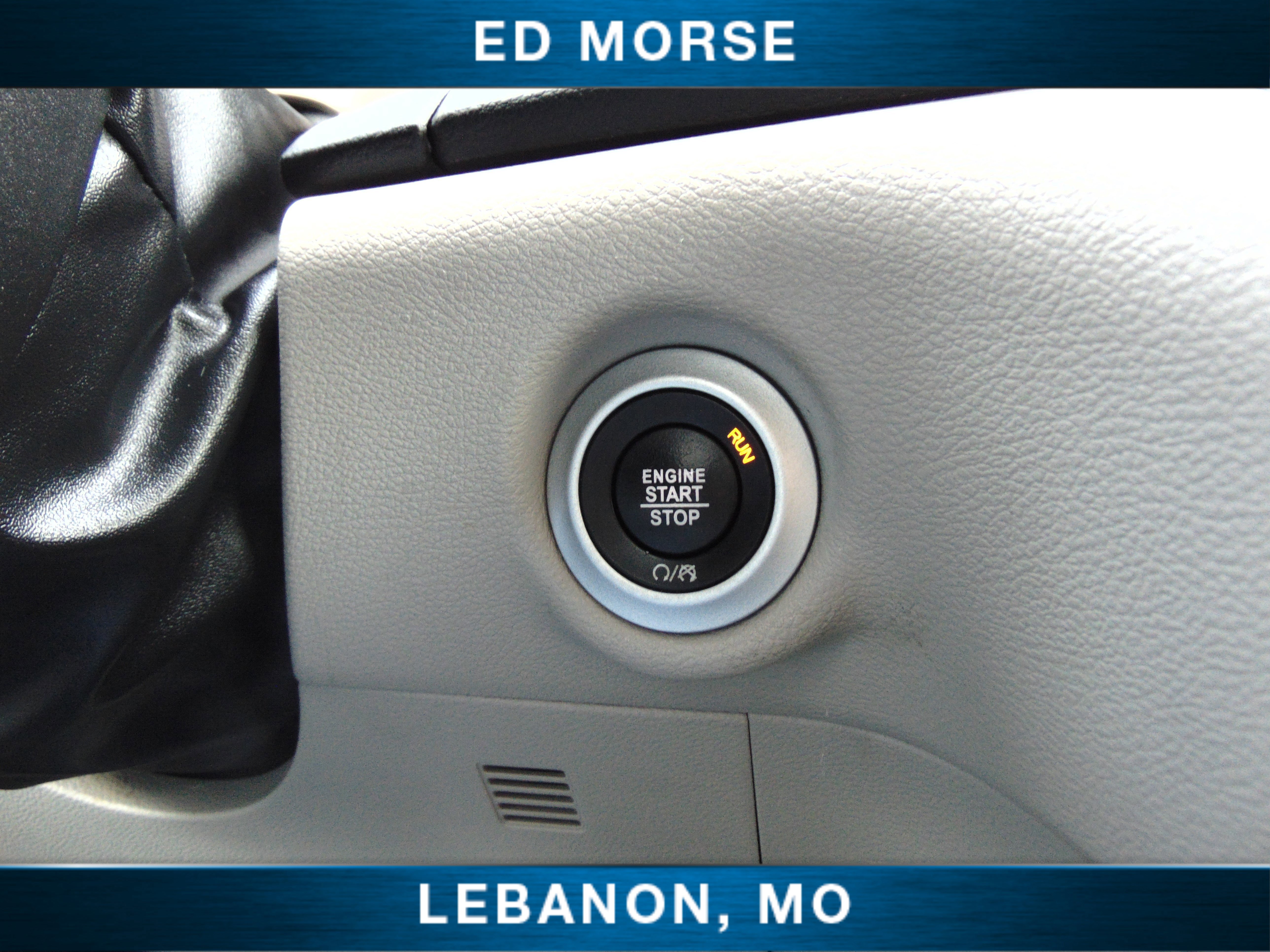 Used 2020 Chrysler Voyager LX image 26