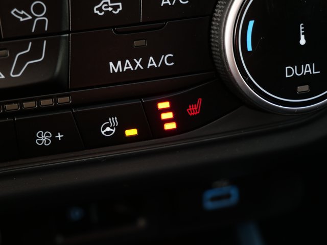 Certified 2024 Ford Maverick Lariat w/ Black Appearance Package FWD image 27