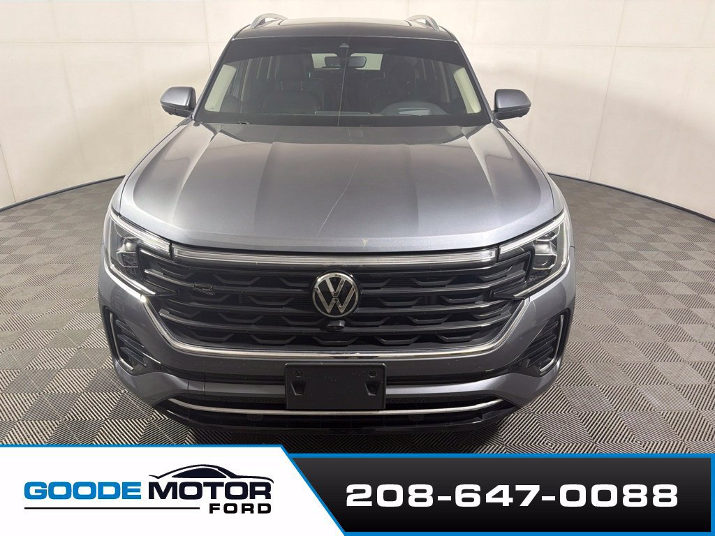 Used 2024 Volkswagen Atlas SEL Premium R-Line AWD/4WD image 3