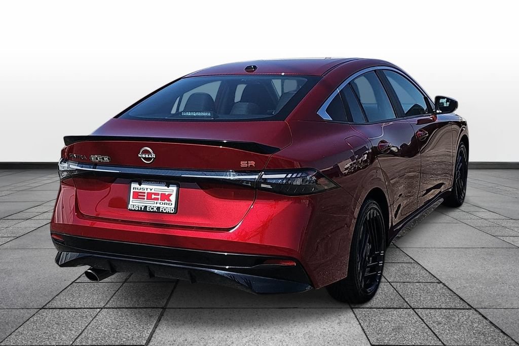 Used 2026 Nissan Sentra SR w/ SR All Weather Package FWD image 5