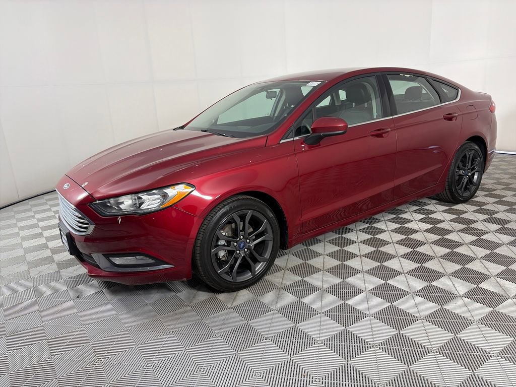 Certified 2018 Ford Fusion SE w/ Equipment Group 201A FWD image 3