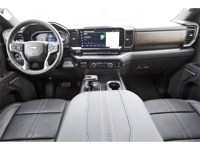 Used 2025 Chevrolet Silverado 1500 High Country w/ High Country Premium Package image 8