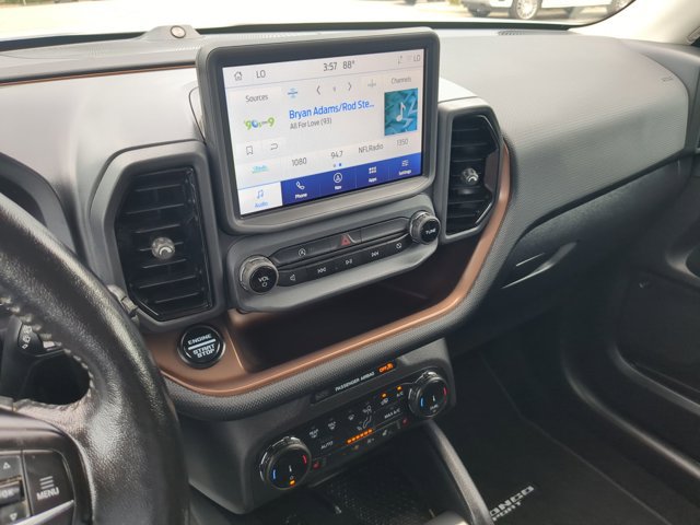 Certified 2023 Ford Bronco Sport Outer Banks w/ Tech Package AWD/4WD image 31