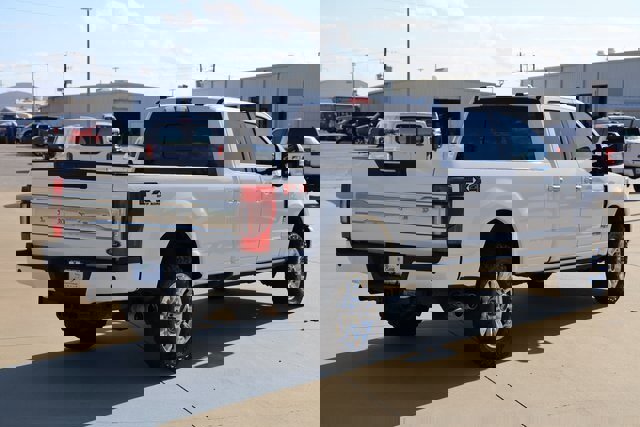 Certified 2021 Ford F350 Limited w/ FX4 Off-Road Package image 9