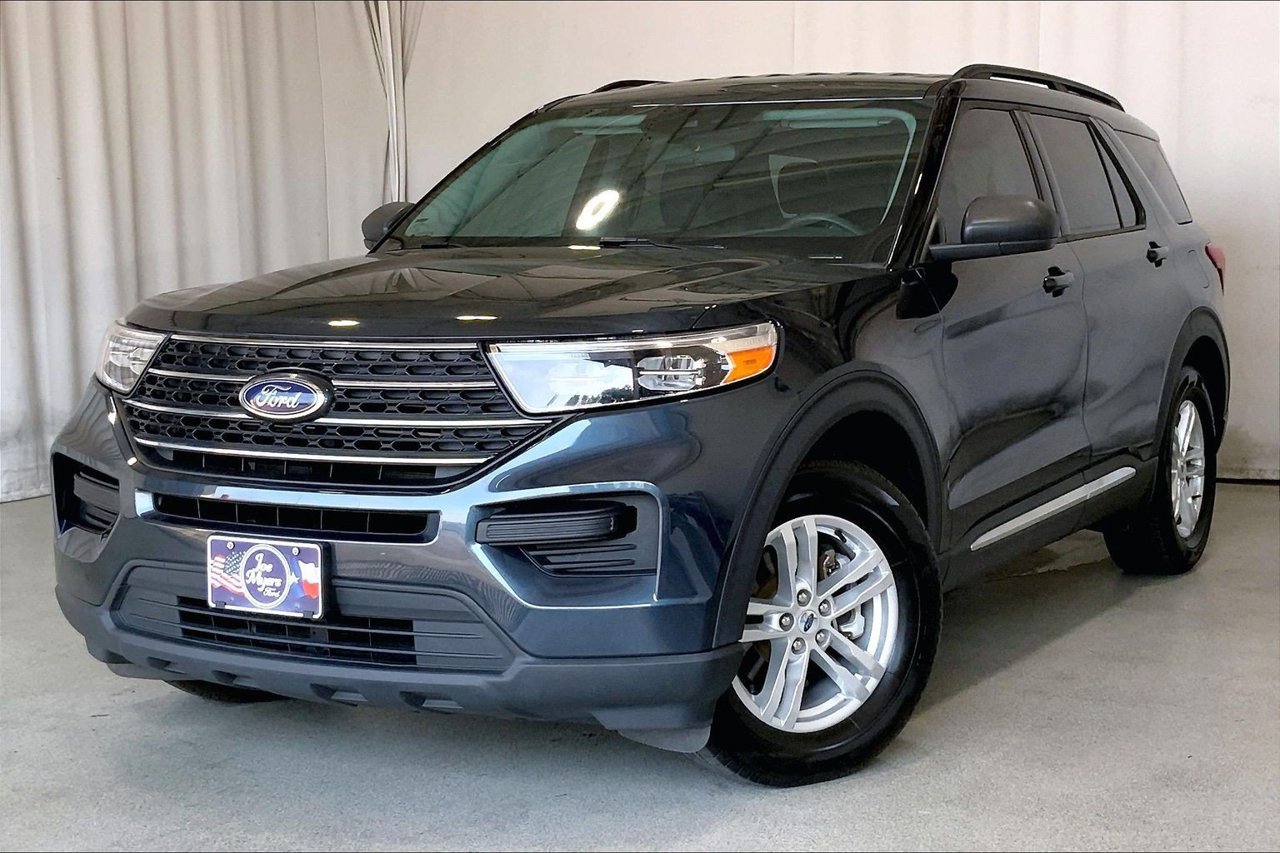 Certified 2024 Ford Explorer XLT RWD image 10