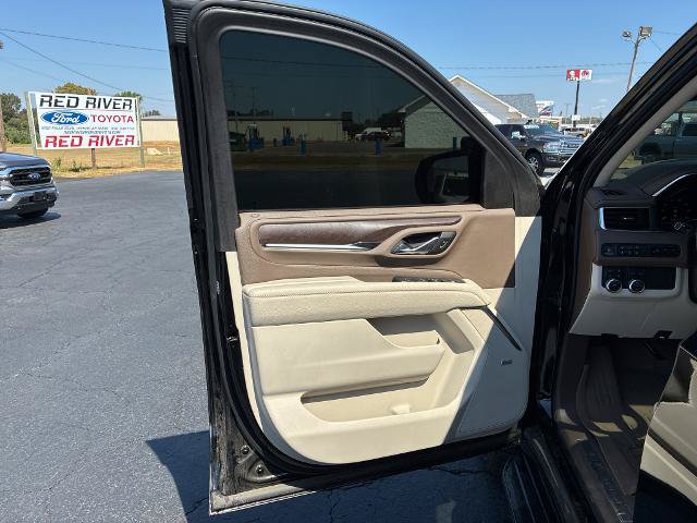 Used 2023 GMC Yukon Denali AWD/4WD image 12