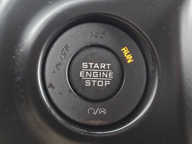Used 2020 Jeep Wrangler Unlimited Sahara AWD/4WD image 20