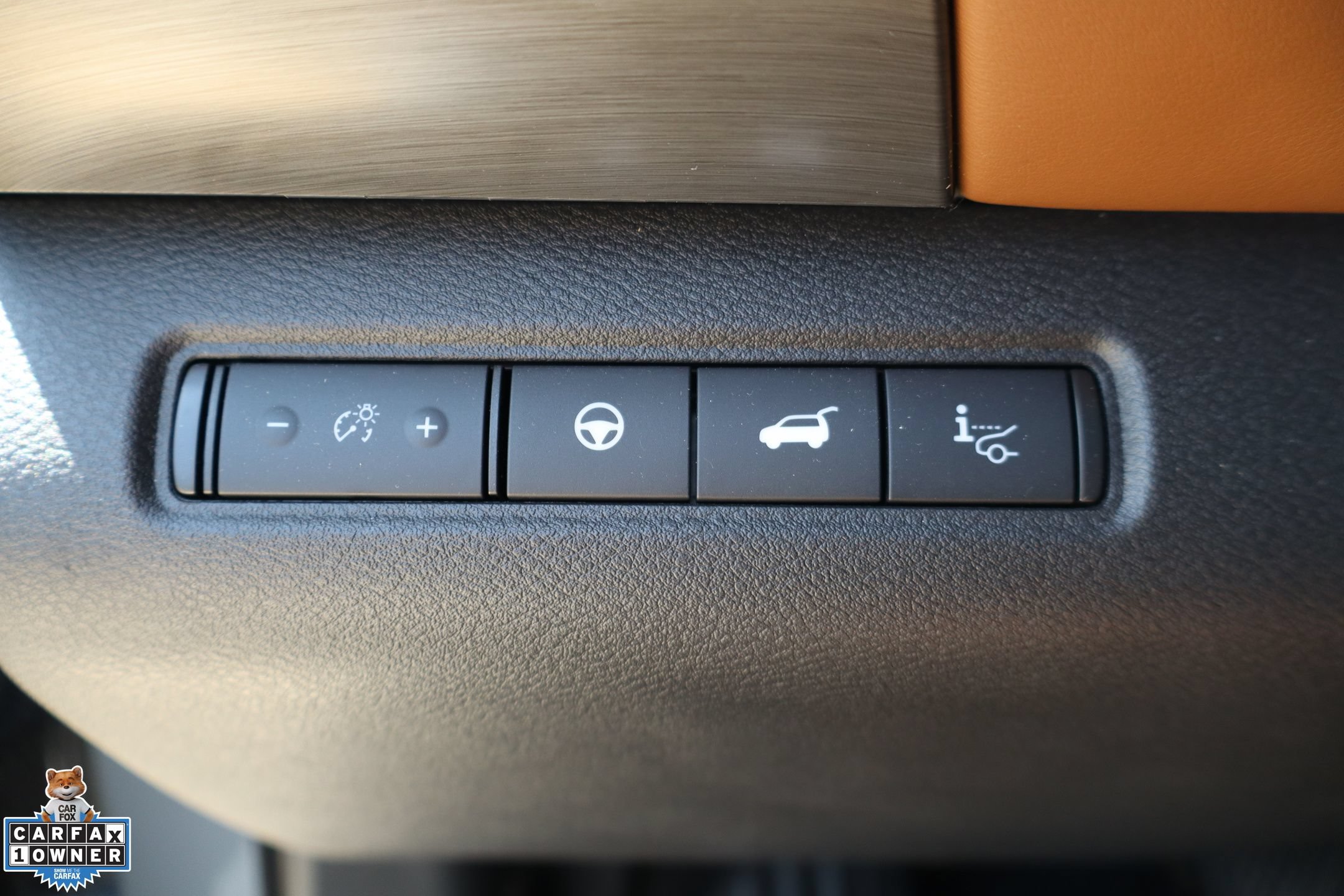 Used 2024 Nissan Pathfinder Platinum w/ Lighting Package (N92) AWD/4WD image 15