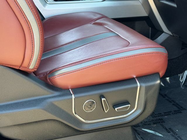 Certified 2018 Ford F150 Platinum w/ Technology Package AWD/4WD image 35