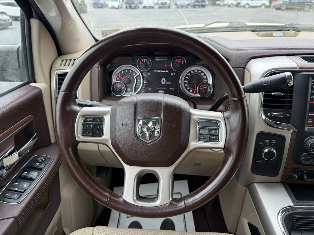 Used 2018 RAM 3500 Laramie w/ Convenience Group AWD/4WD image 14