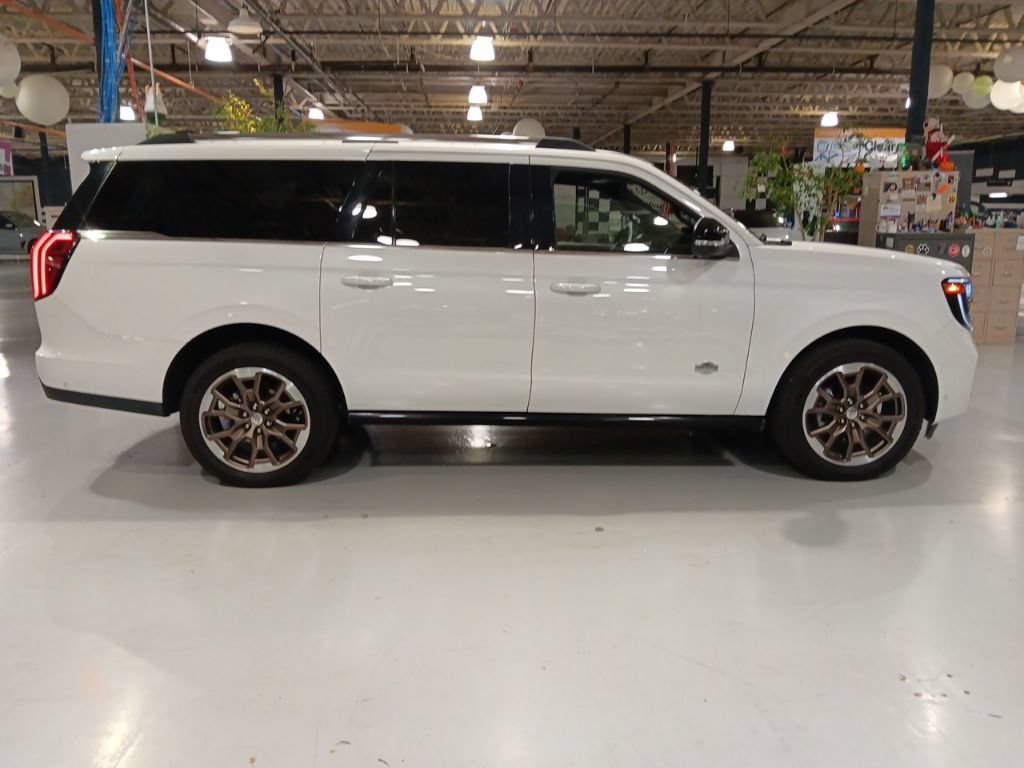 Certified 2025 Ford Expedition Max King Ranch AWD/4WD image 11