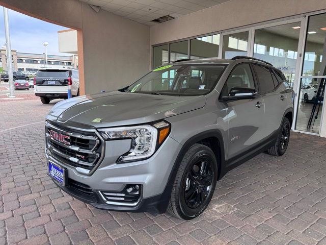 Used 2024 GMC Terrain AT4 AWD/4WD image 1
