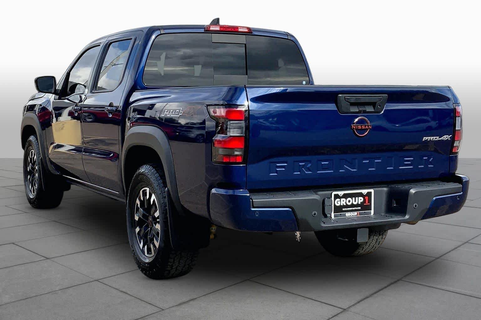 Used 2023 Nissan Frontier PRO-4X w/ Technology Package AWD/4WD image 12