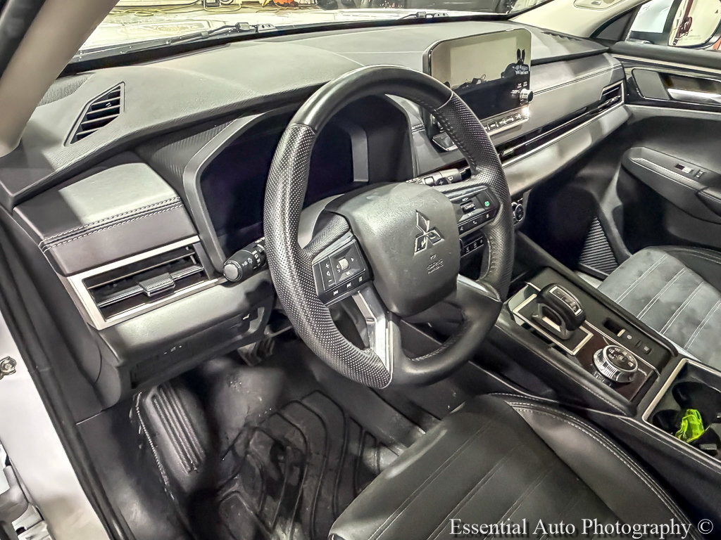 Used 2024 Mitsubishi Outlander SE AWD/4WD image 10