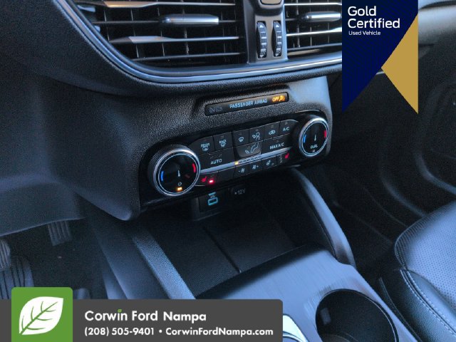 Certified 2022 Ford Escape Titanium AWD/4WD image 19