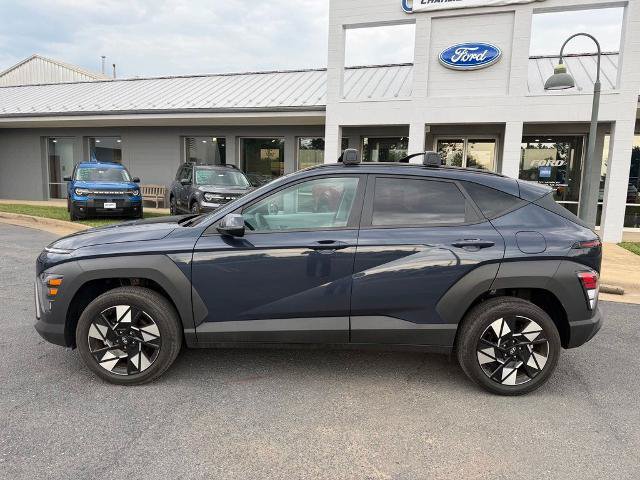 Used 2024 Hyundai Kona SEL w/ Convenience Package AWD/4WD image 2