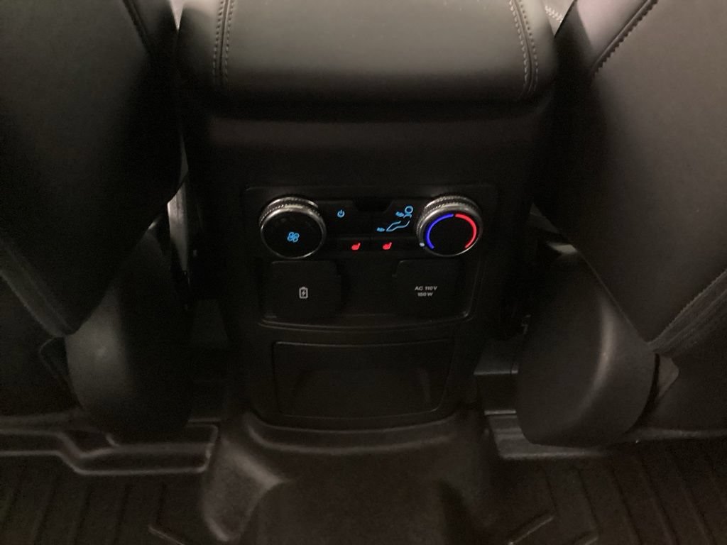 Certified 2023 Ford Explorer Platinum w/ Technology Package AWD/4WD image 37