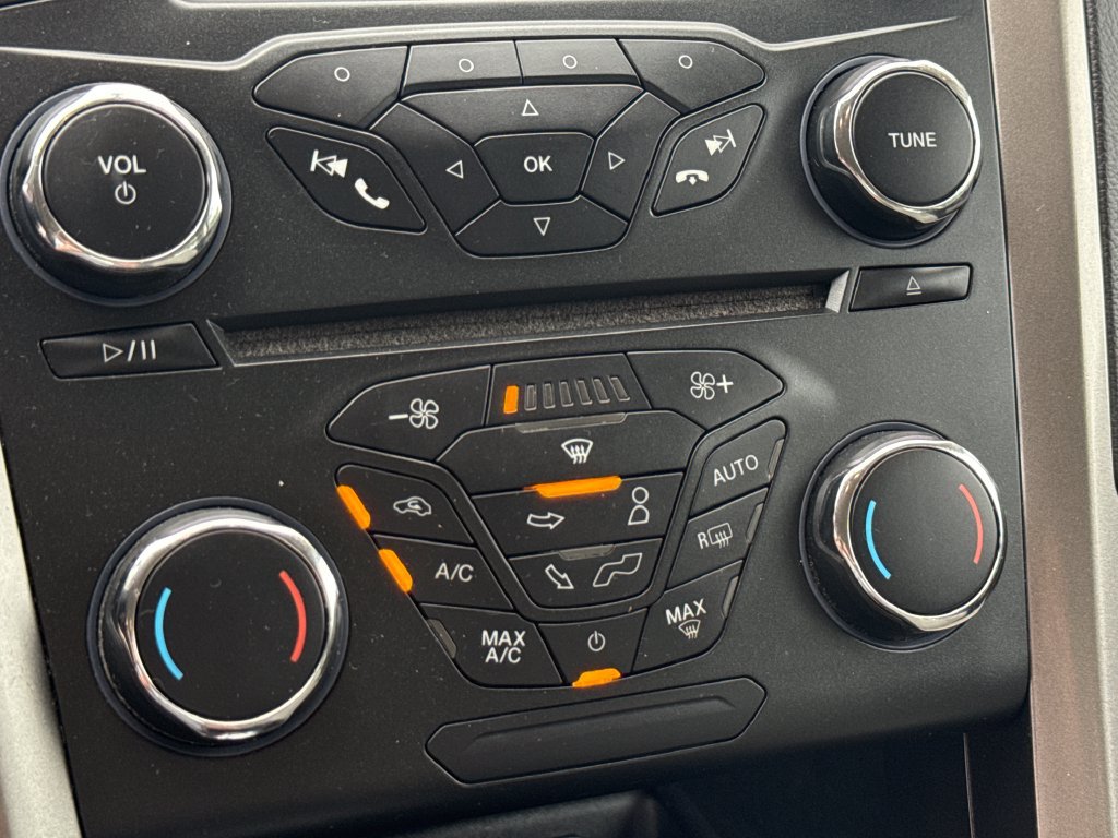 Certified 2018 Ford Fusion S FWD image 18