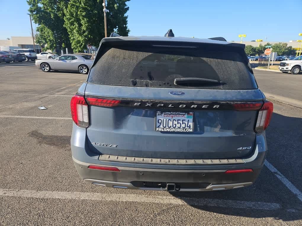 Certified 2025 Ford Explorer Active w/ Active Comfort Package AWD/4WD image 7