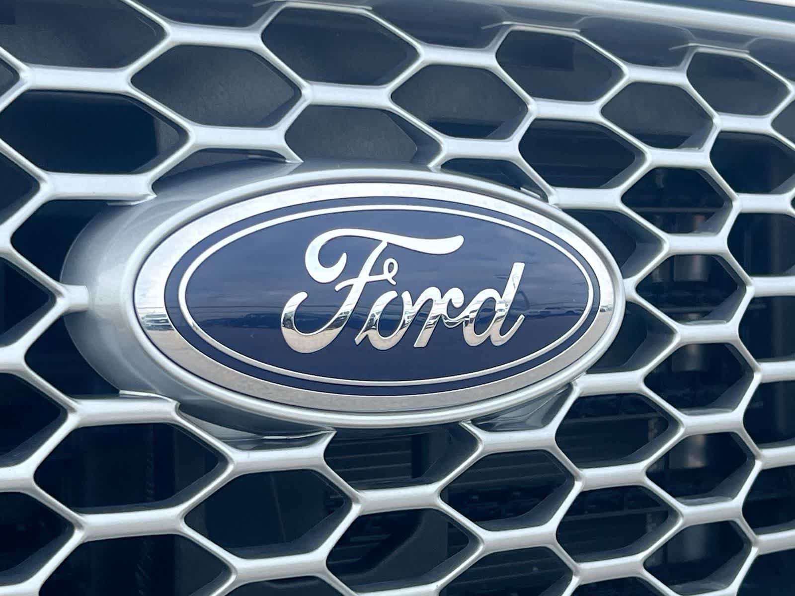 Certified 2023 Ford Edge SEL w/ Convenience Package AWD/4WD image 12