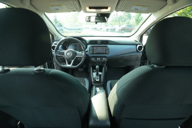 Used 2025 Nissan Versa SV FWD image 23