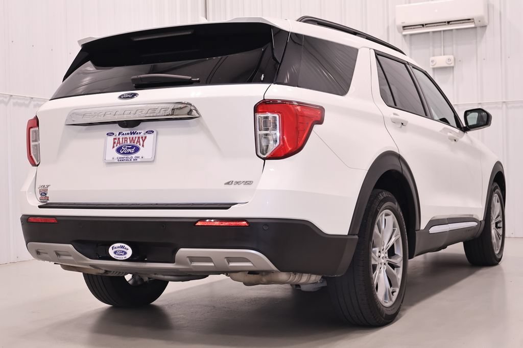 Certified 2023 Ford Explorer XLT w/ Equipment Group 202A AWD/4WD image 10