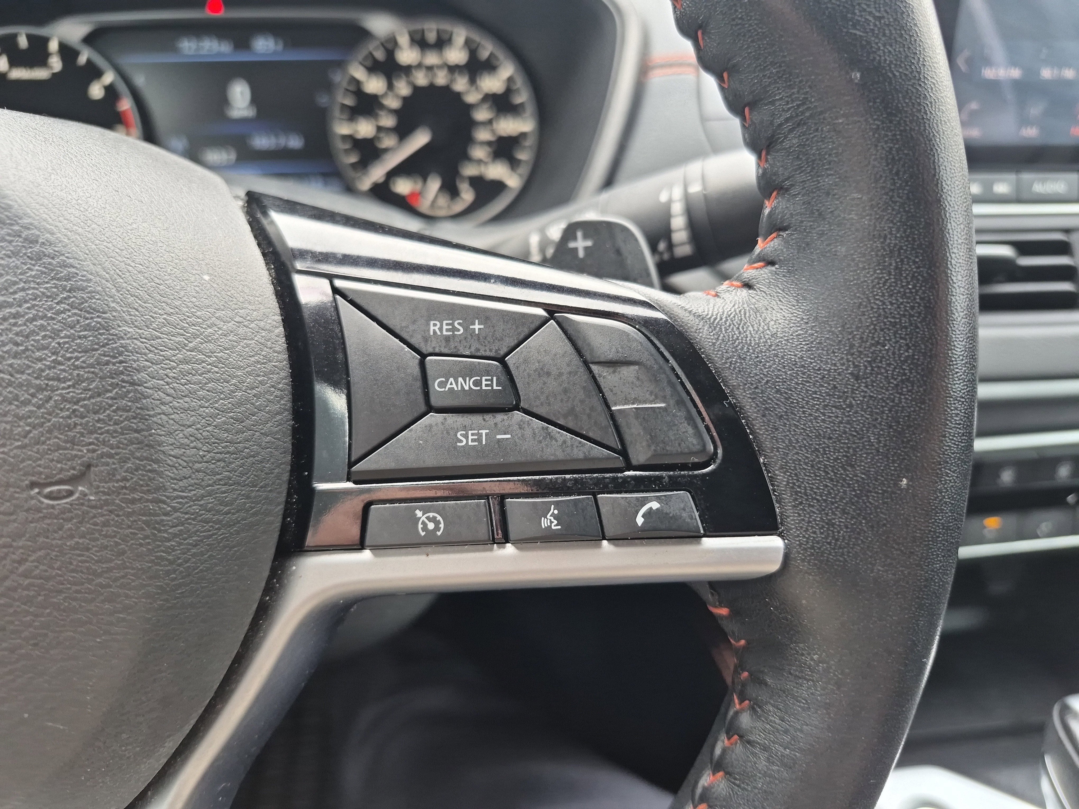 Used 2021 Nissan Altima 2.5 SR w/ SR Premium Package image 24