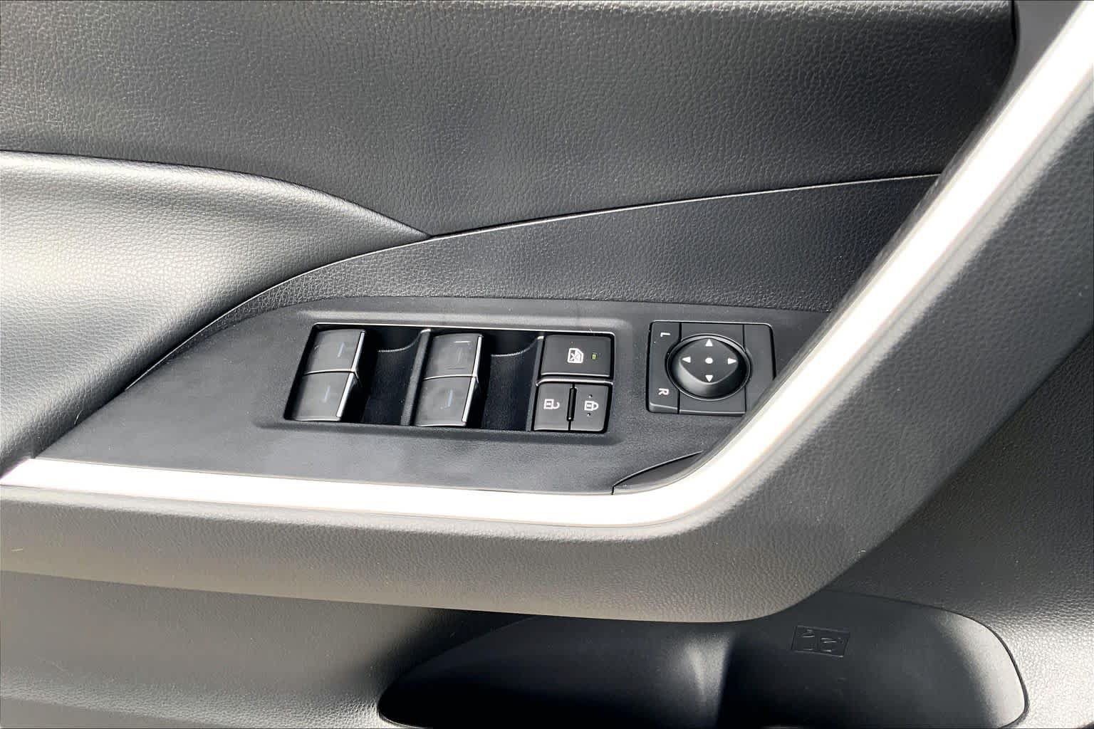 Used 2023 Toyota RAV4 SE AWD/4WD image 32