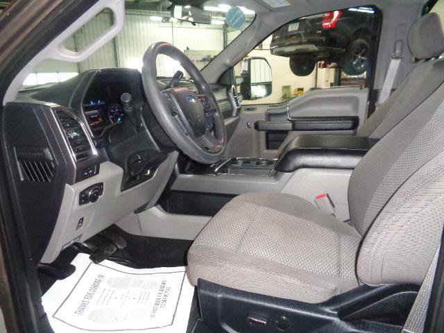 Certified 2017 Ford F250 XLT w/ XLT Premium Package AWD/4WD image 10