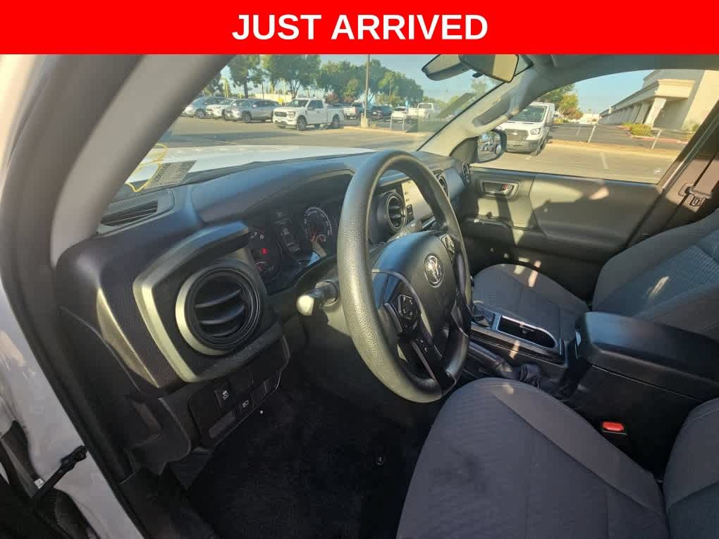 Used 2023 Toyota Tacoma SR RWD image 9