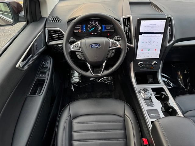 Certified 2024 Ford Edge SEL w/ Convenience Package AWD/4WD image 11