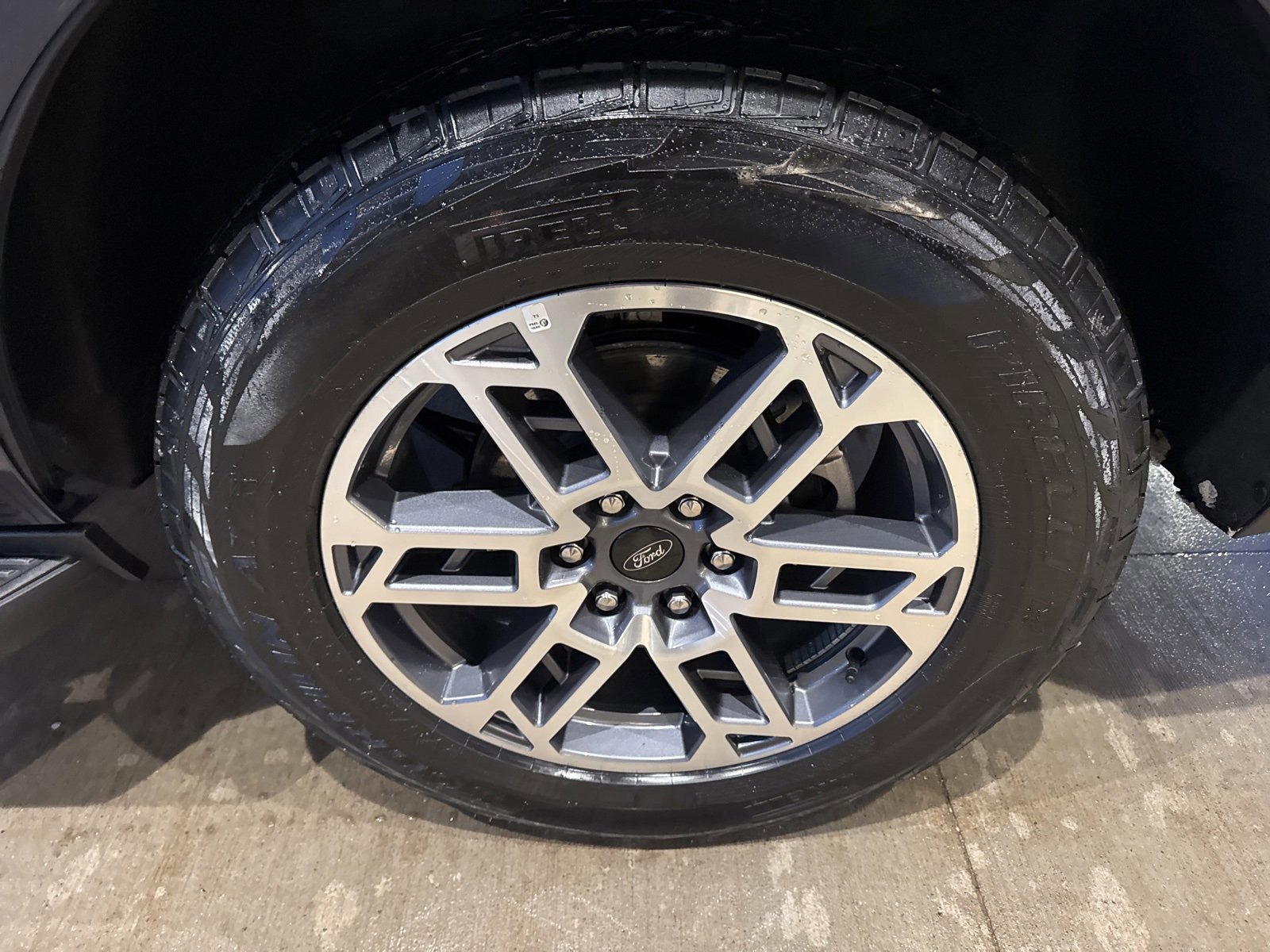 Certified 2025 Ford Expedition Active image 19