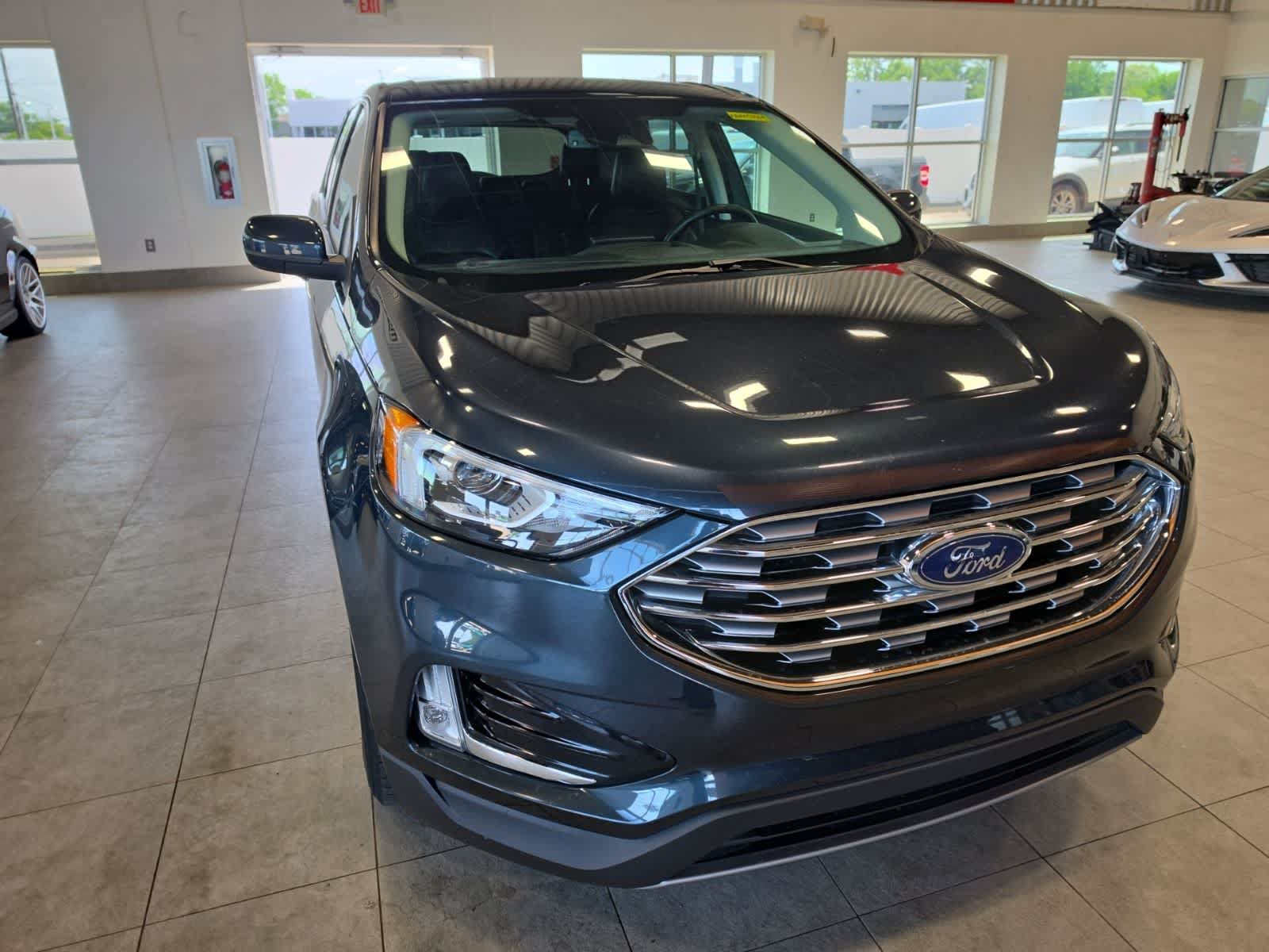 Certified 2022 Ford Edge SEL w/ Convenience Package AWD/4WD image 4